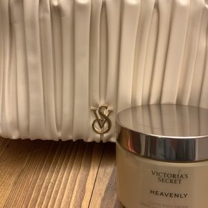 VS Cloud Body Cream with cosmetic case/travel bag